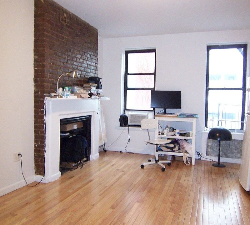1st image of 441 W 49th St APT 7