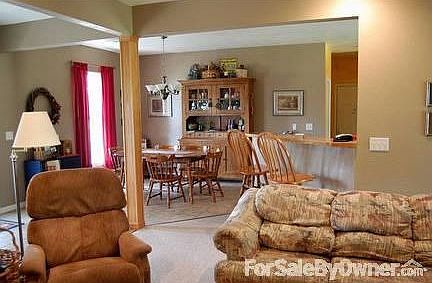 LR / Dining Rm/ Kitchen : All open to each other