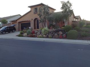 328 Charles Swisher Ct, Fallbrook, CA 92028