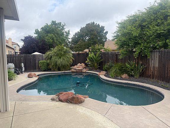 Solar heated pool. Pool service included in monthly rent