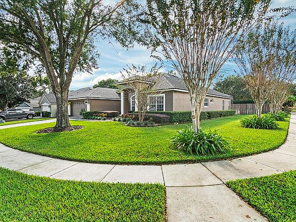3rd image of 3097 E Floral Way
