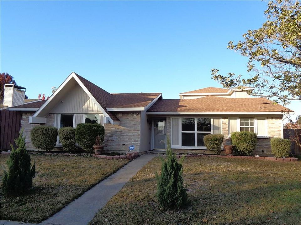 1st image of 1817 Andover Dr