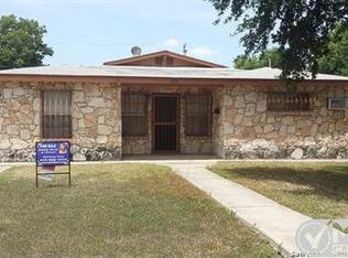 203 Pletz Dr, San Antonio, TX 78226