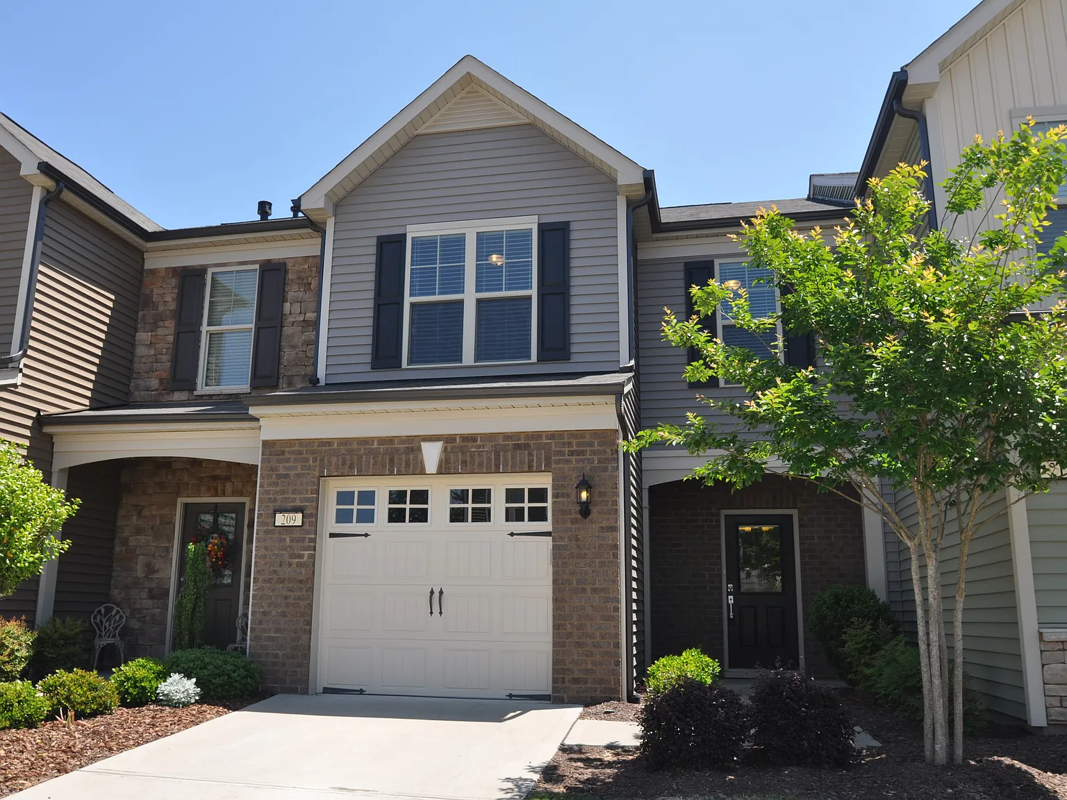 Luxury Townhome Available — Photo 1