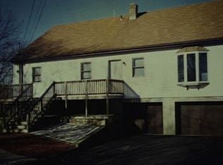 44 Colony St, Seymour, CT 06483