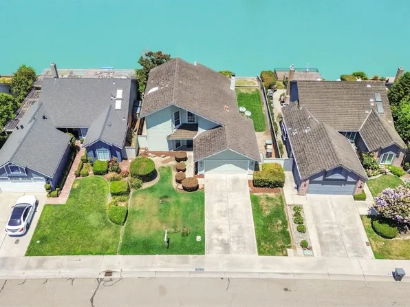 2421 Meadow Lake Dr, Stockton, CA 95207