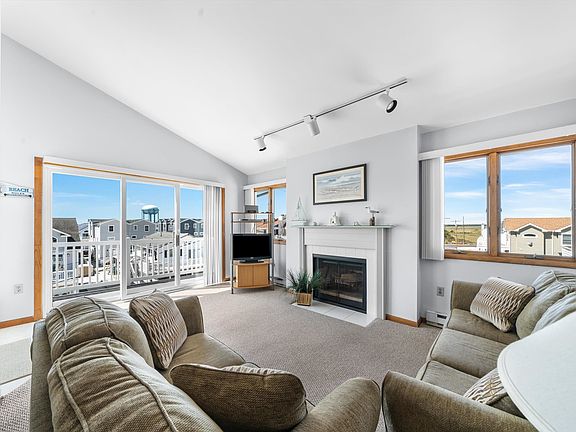 4th image of 115 35th St APT 3W