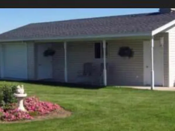 4089 30th St, Dorr, MI 49323
