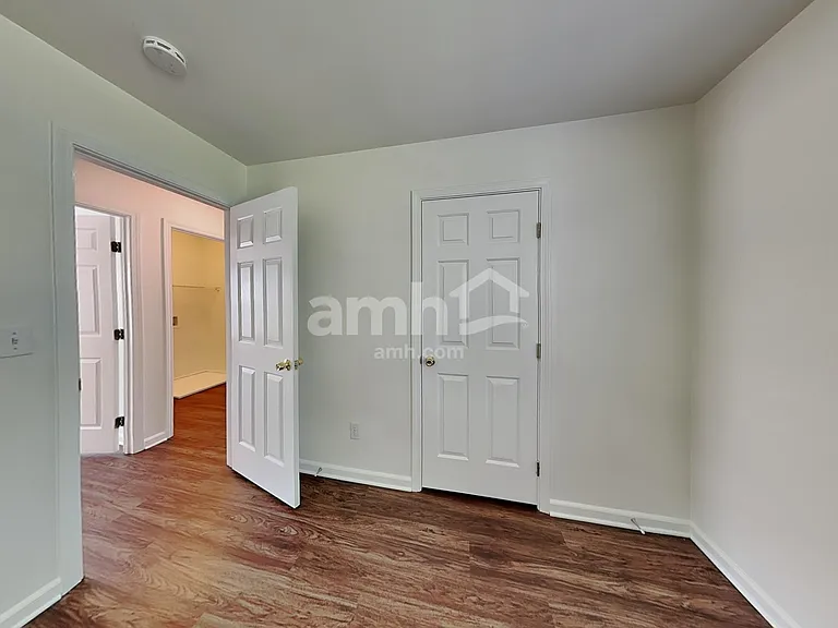 7014 Honey Tree Ln — Photo 16