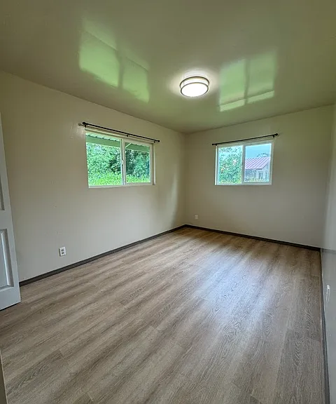 28th Ave — Photo 4
