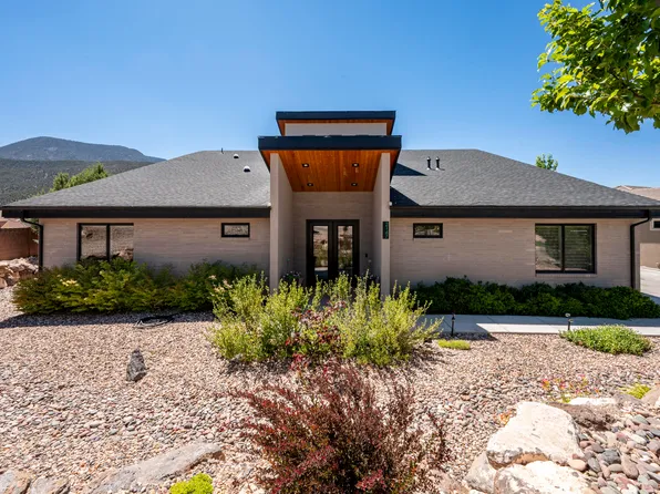 2147 S Hawk Dr, Cedar City, UT 84720