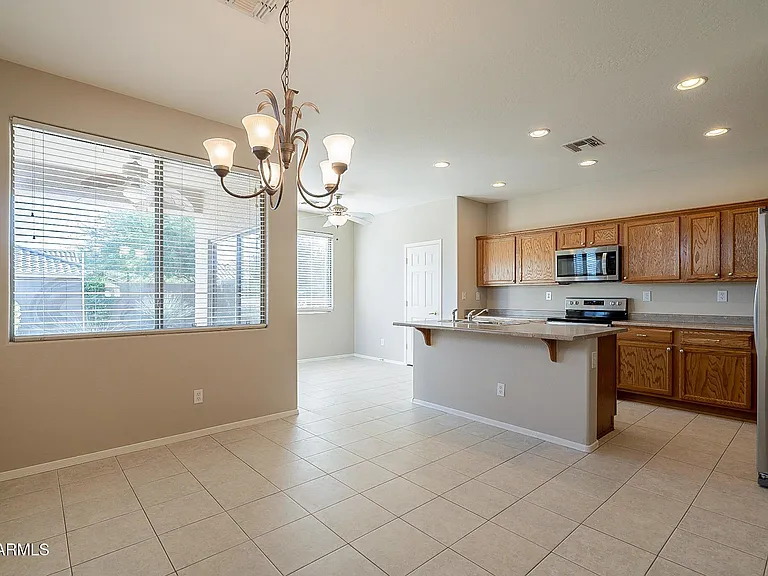 39802 N Cross Timbers Way — Photo 8