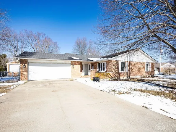 1101 W Main St, New Lebanon, OH 45345