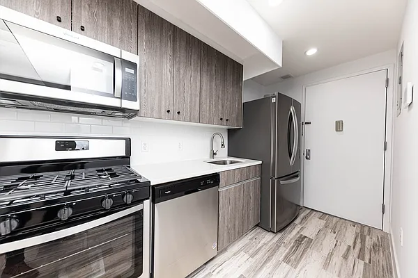 Rented by Oxford Property Group | media 5