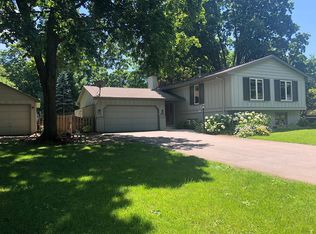 20375 Linwood Rd, Excelsior, MN 55331