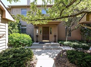 2106 Bent Trail Ct, Ann Arbor, MI 48108