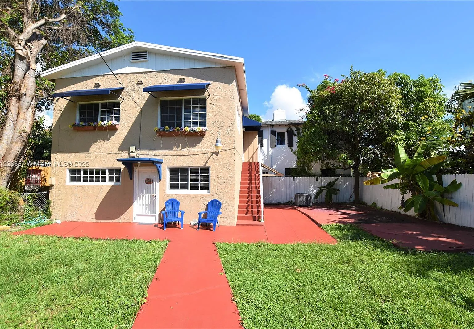 2 bed, 960 sqft, $2,500 — Photo 3