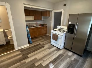 11 Putnam Hts APT 1, Hartford, CT 06106
