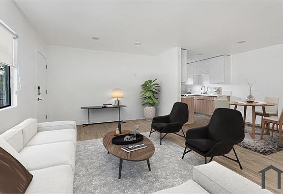 2nd image of 1949 Park Grove Ave APT 5