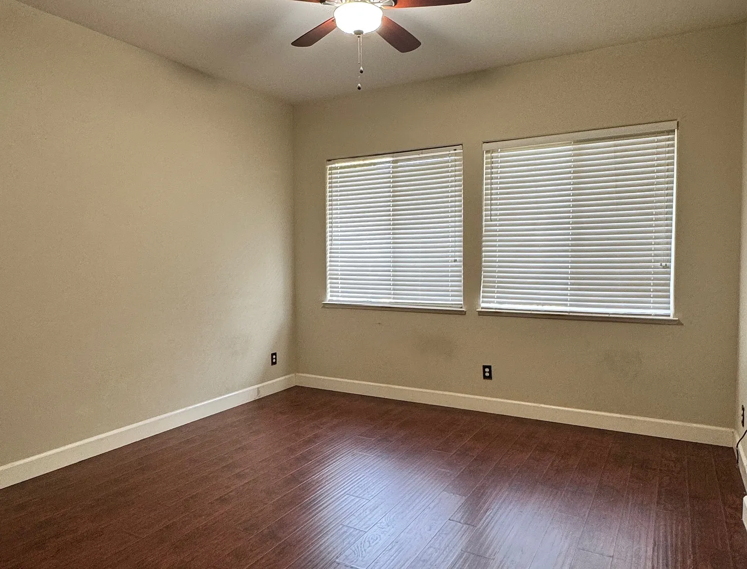3 bed, 2086 sqft, $3,200 — Photo 4