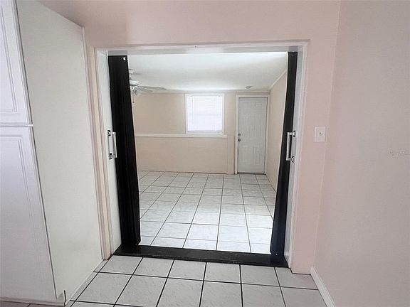 4th image of 3108 Normandy Dr