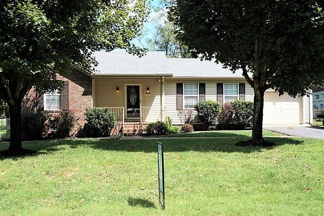 2nd image of 305 Dawn Dr