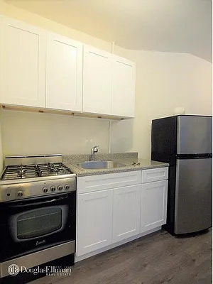 Rented by Oxford Property Group | media 22