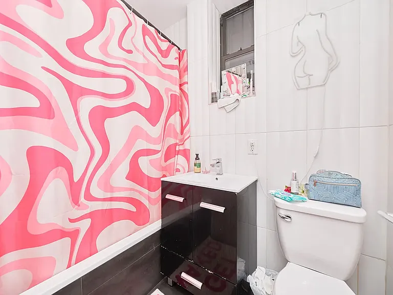 60 New York Ave #1L — Photo 9