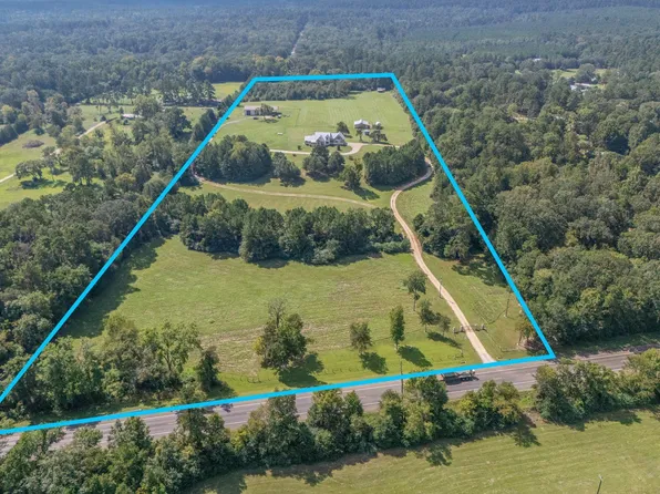 8800 State Highway 150 W, Coldspring, TX 77331