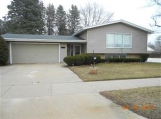3415 Tannery Rd, Two Rivers, WI 54241