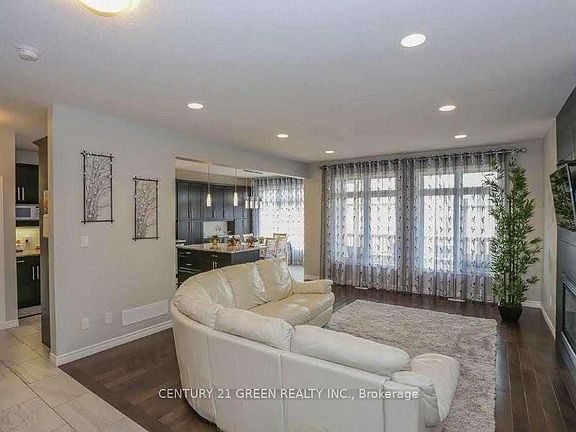 4th image of 1221 Gough Rd
