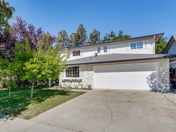1634 Jamestown Dr, Cupertino, CA 95014