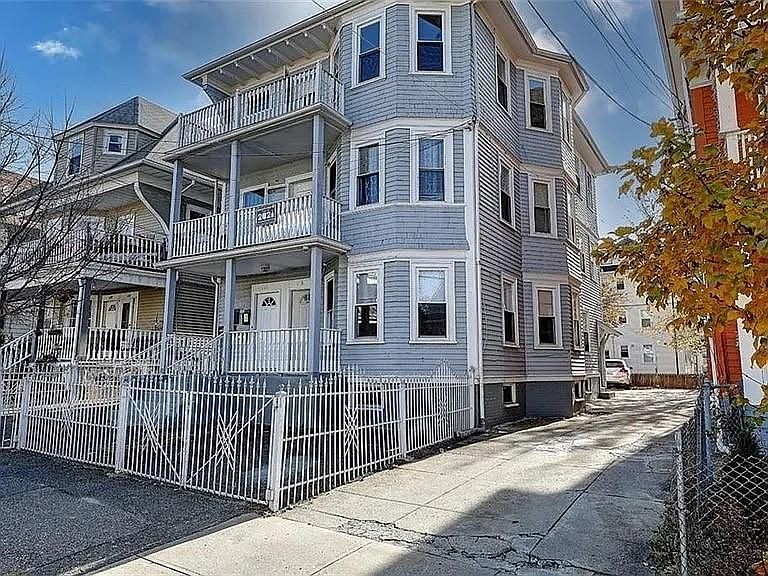 1st image of 116 Lenox Ave Floor 3