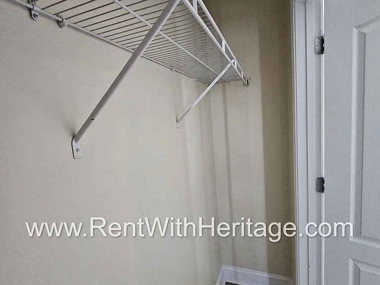 182 Saddleridge Dr — Photo 37