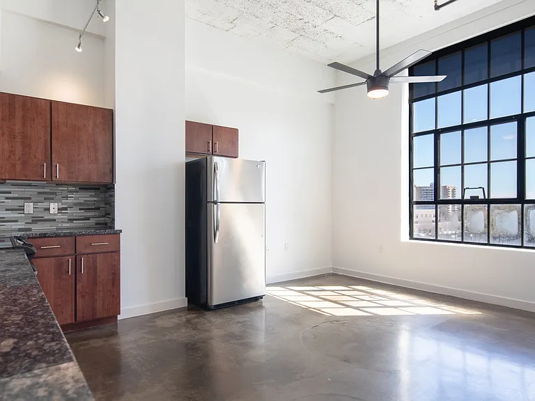 Riverview Lofts — Photo 11