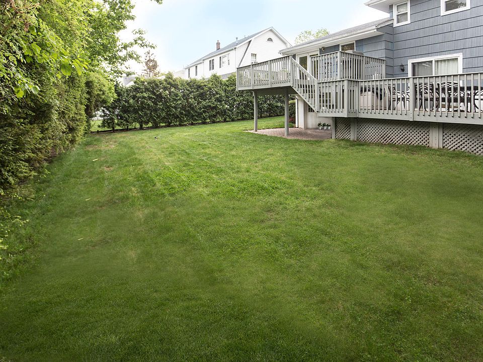 2nd image of 175 Grand Blvd