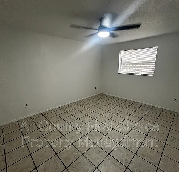 556 Patricia Ave — Photo 7