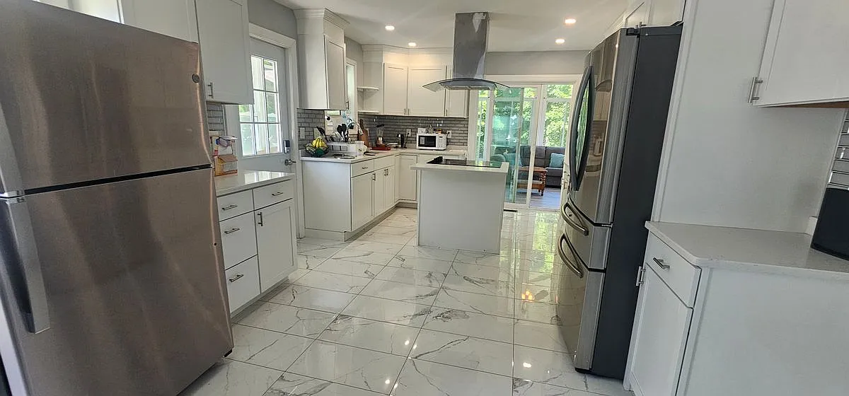 6 bed, 2.0 bath, 1450 sqft, $4,350 — Photo 1