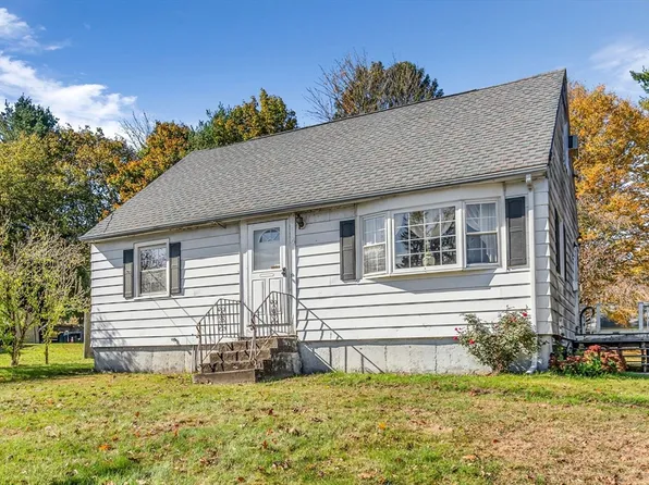 4 Sunset Dr, Leicester, MA 01524