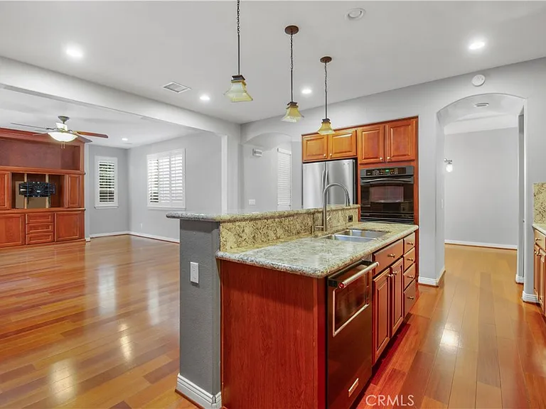 1 Bower Ln — Photo 15