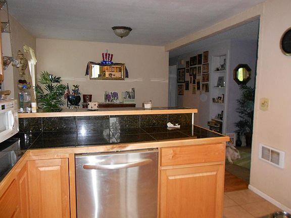 5th image of 27426 76th Dr NW