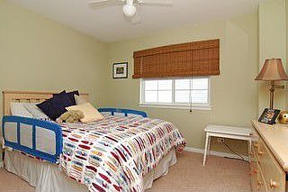 4th image of 1435 Woodbury Cir