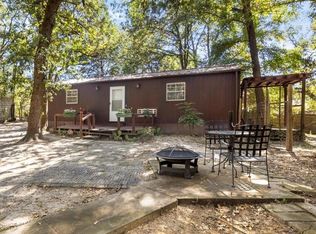 23207 Holly Rd, Mineola, TX 75773