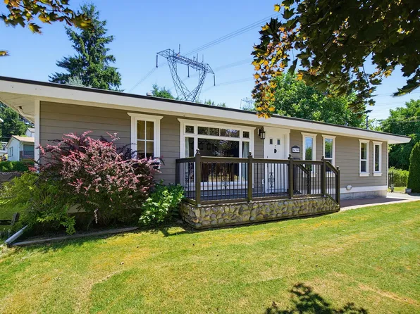 34348 Laburnum Ave, Abbotsford, BC V2S 4T9