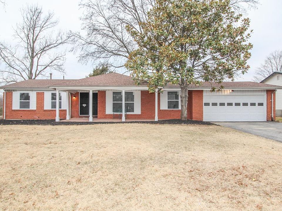 1st image of 1445 Orchard Lakes Dr