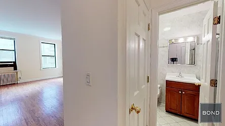 Rented by Bond New York