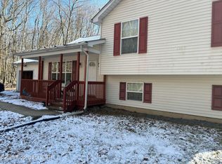 104 Wintergreen Trl, Albrightsville, PA 18210