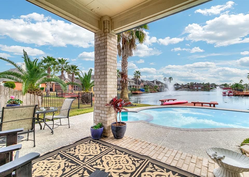 1st image of 11915 Newport Shore Dr