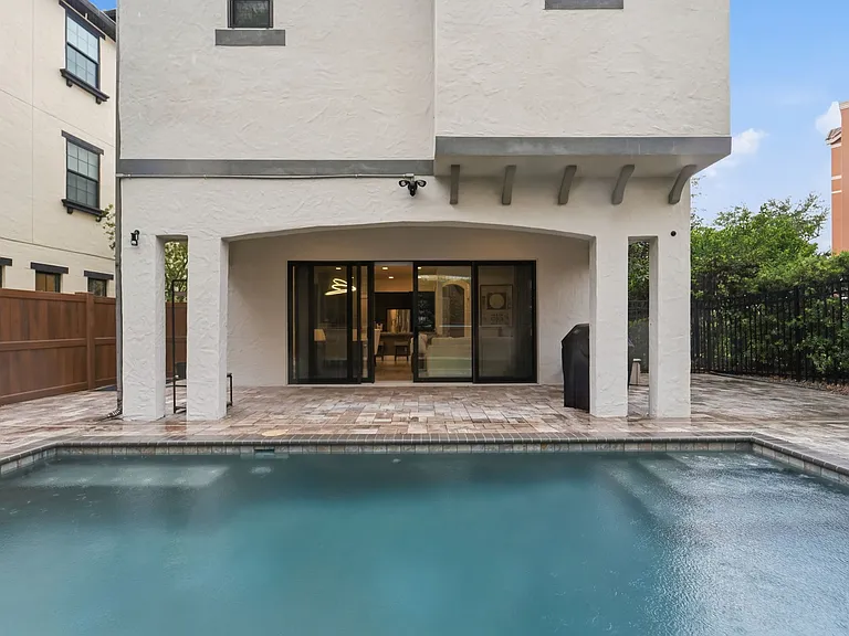 7689 Toscana Blvd — Photo 8