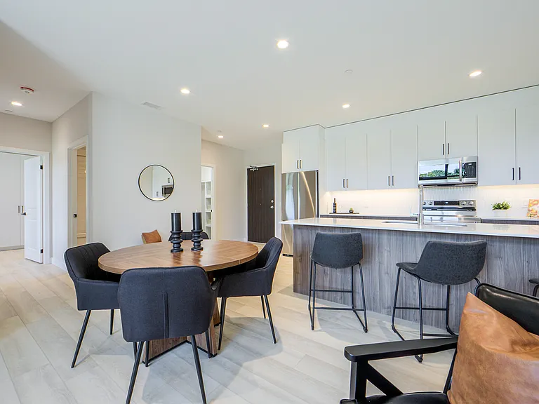 30 Queensland Rd — Photo 20